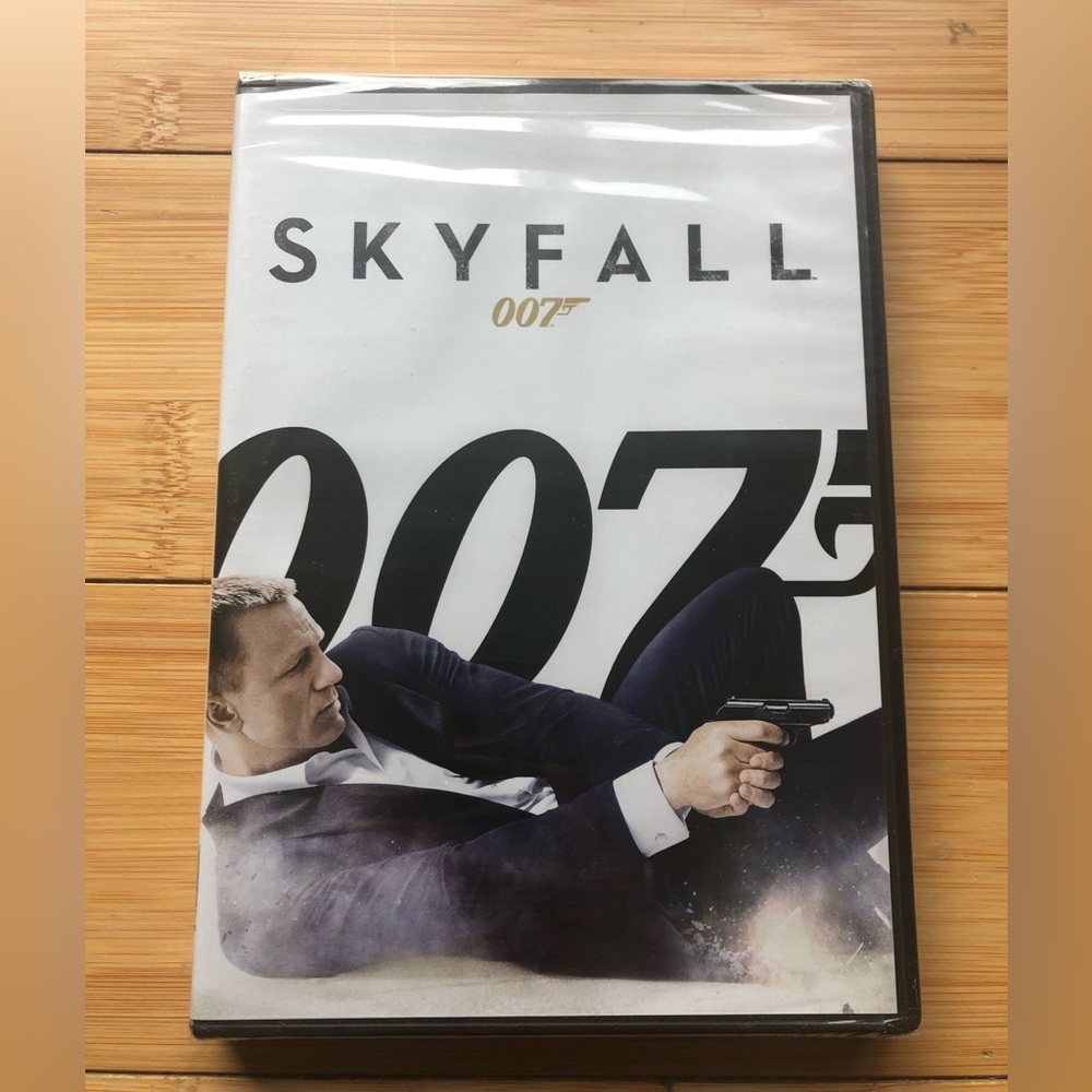 4 for $20 - 007 Skyfall DVD - Bundle and save!!